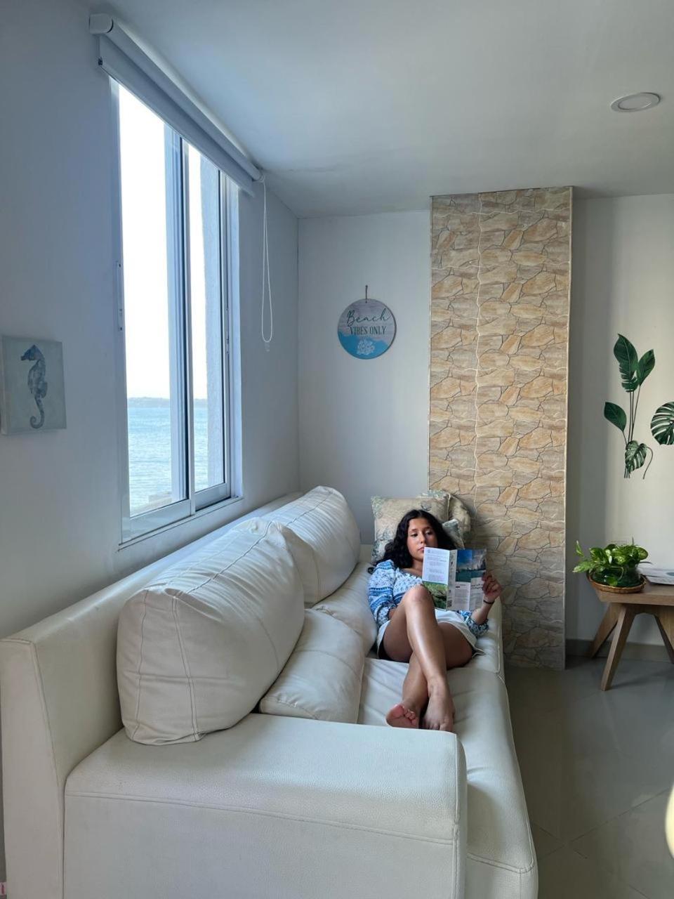 Hermoso En El Laguito Apartment *